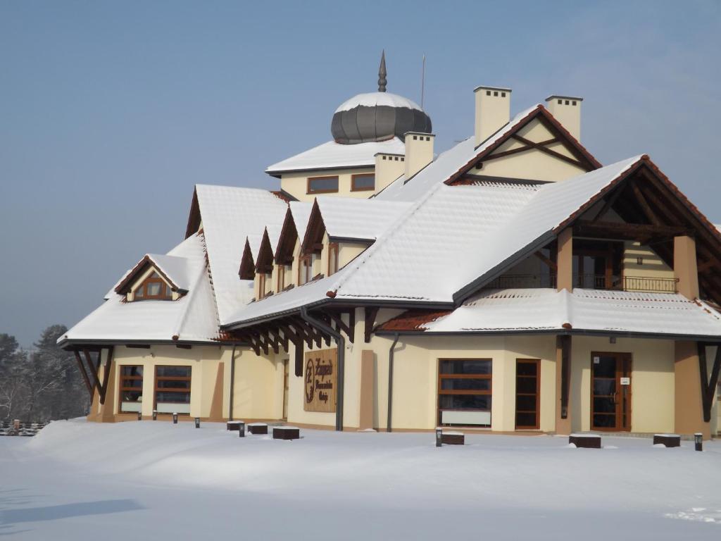 Zajazd Bieszczadzka Ostoja Ustrzyki Dolne Exterior foto